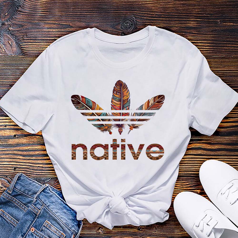 Native American Feather Graphic Boho Tribal Print Unisex T-Shirt
