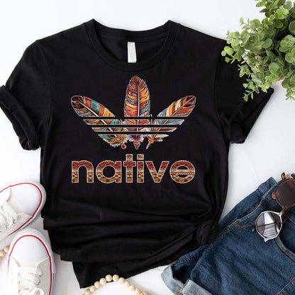 Native American Feather Graphic Boho Tribal Print Unisex T-Shirt