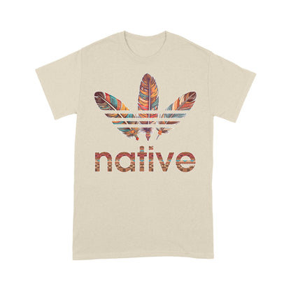Native American Feather Graphic Boho Tribal Print Unisex T-Shirt