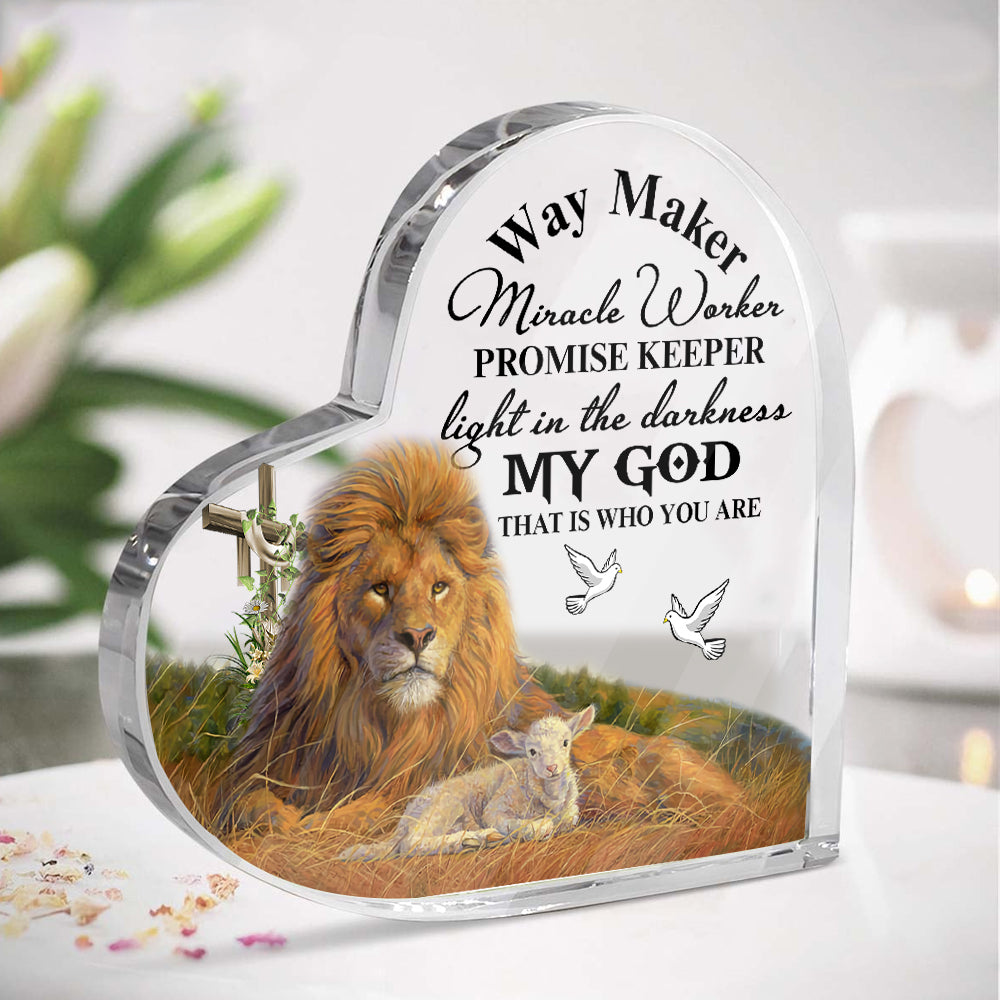 Way Maker Miracle Worker Lion and Lamb Heart Acrylic Plaque